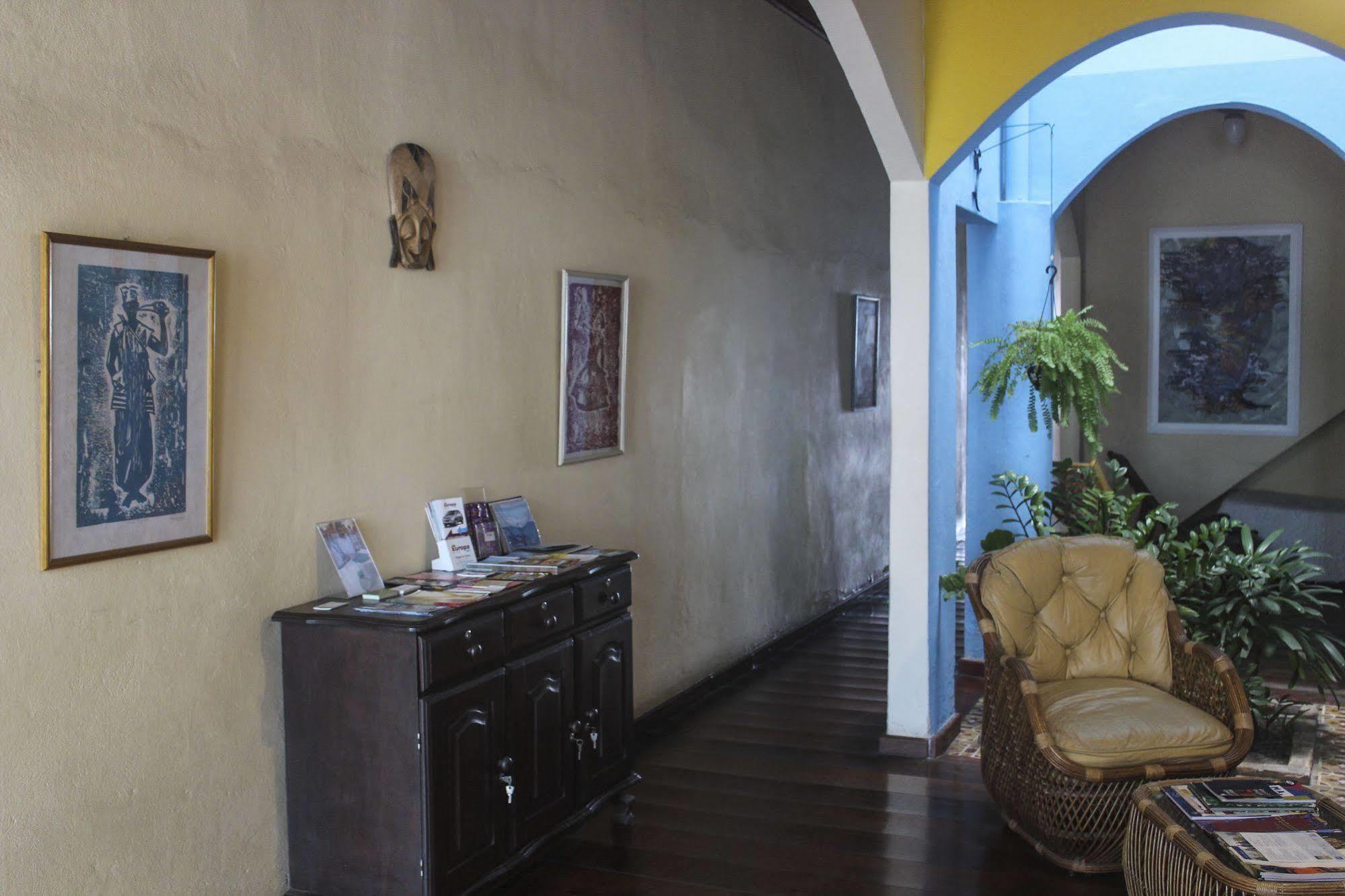 Pousada Beija Flor Salvador Bagian luar foto