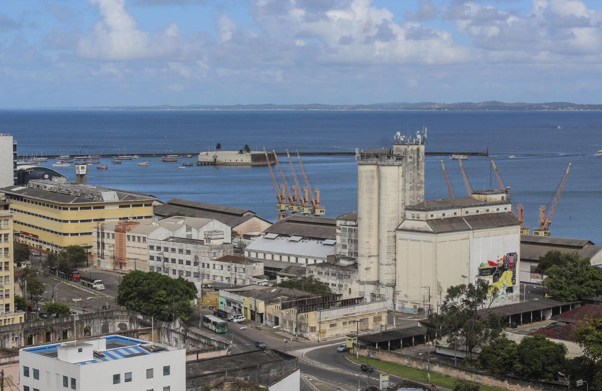 Pousada Beija Flor Salvador Bagian luar foto